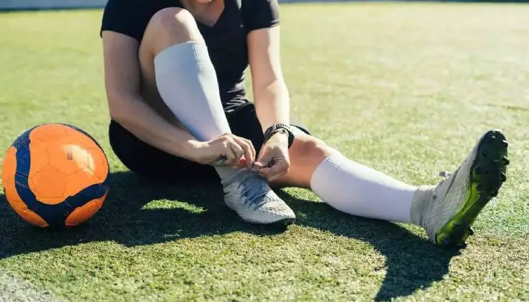 how to make soccer shoes smaller